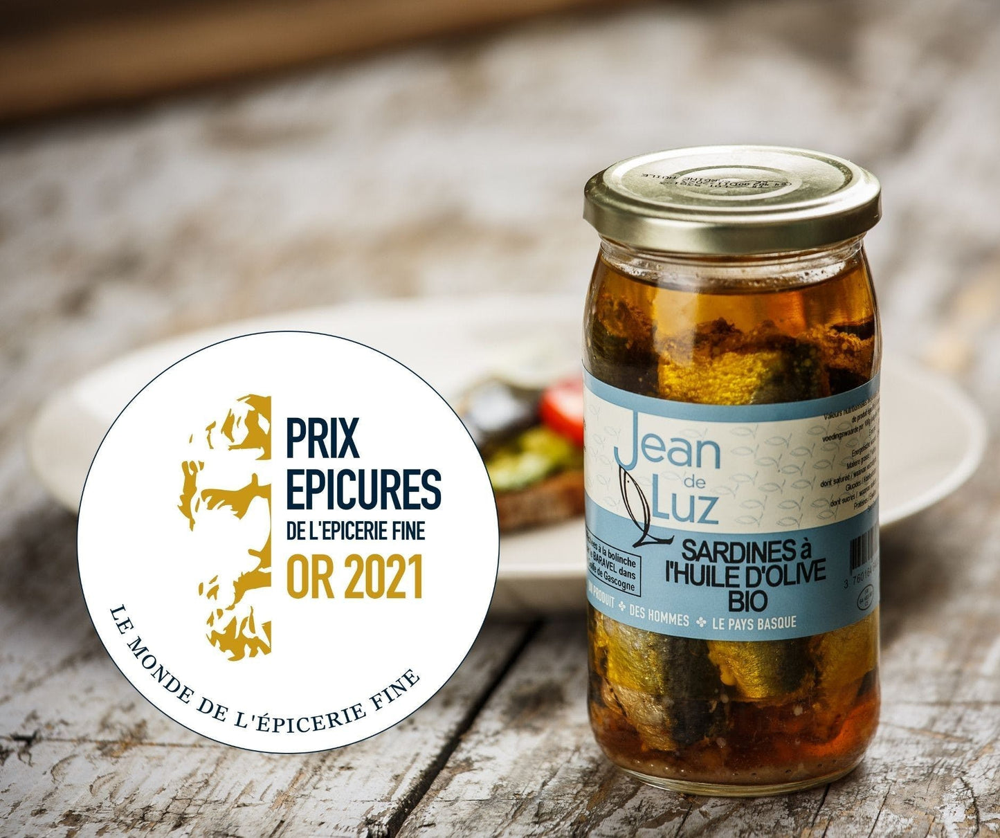 ORGANIC OLIVE OIL SARDINES by JEAN de LUZ available at Les Belles Saveurs.