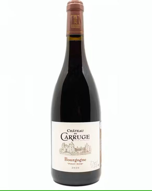 Geproduceerd van een klein perceel Pinot Noire in de stad Pierreclos, werd deze rode Bourgogne vervolgens 24 maanden gerijpt in eikenhouten vaten. Door Chateau du Carruge